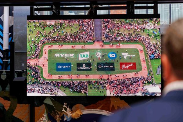 Melbourne Cup '22 - Medium